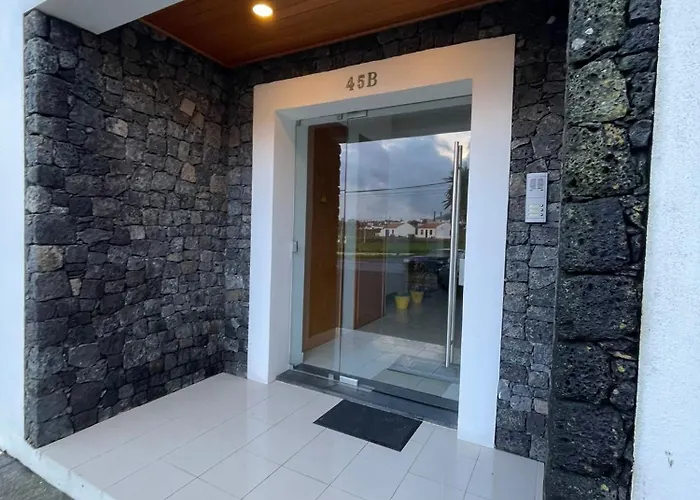 Tronqueiras Praia da Vitória