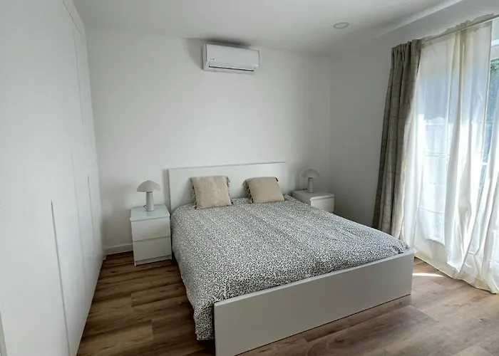 Tronqueiras * Praia da Vitória