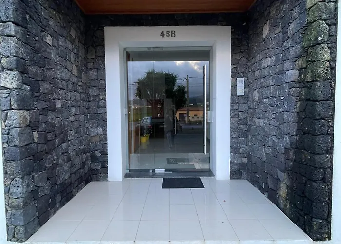 Tronqueiras Apartmán *