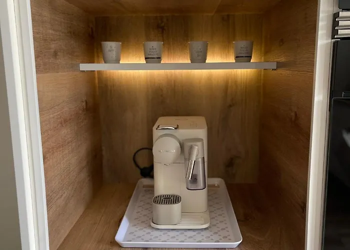 Tronqueiras * Praia da Vitória